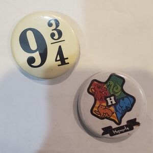 Hogwarts Crest and Platform 9 3/4 Pins